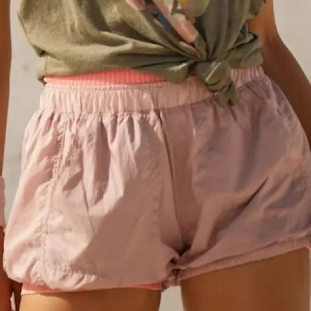 Free People pink bubble hem shorts size small NWOT